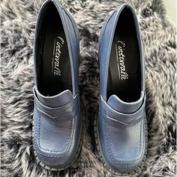 Navy Blue Chunky Loafers with Thick Sole and Slip-On Design - Picture 4 of 10
